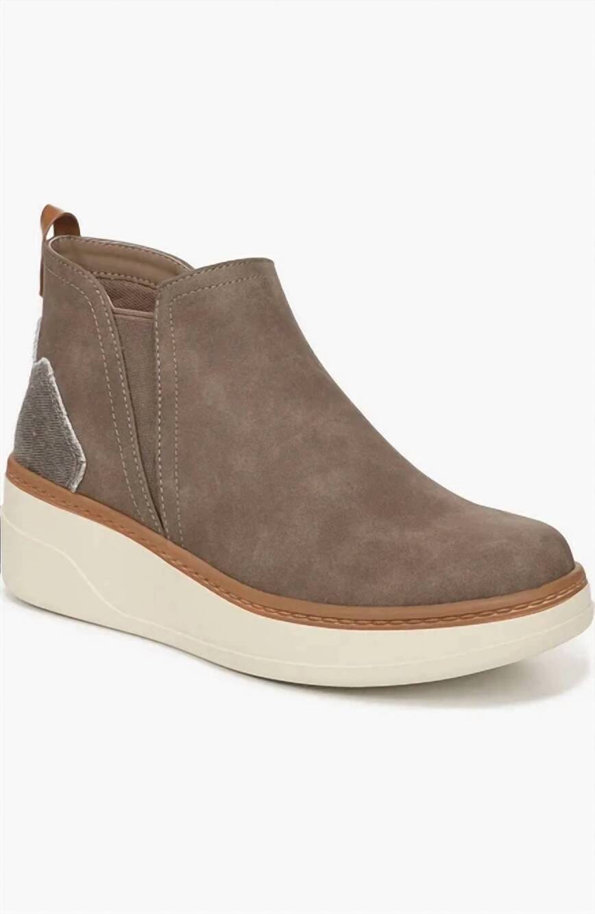 NEW BLOWFISH women's charming chelsea short boots in light grey faux suede